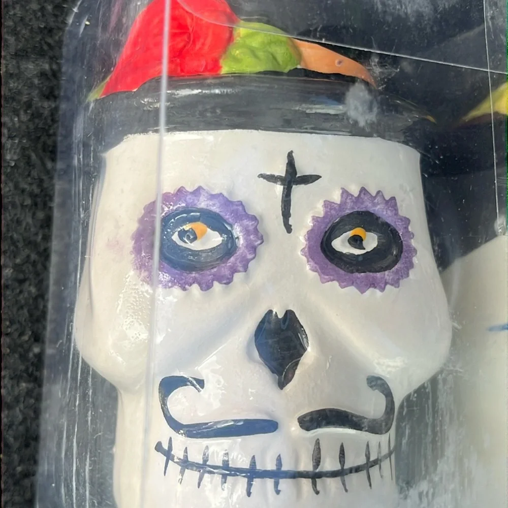 NEW Day of the Dead Skull Salt & Pepper Set, 3” tall
